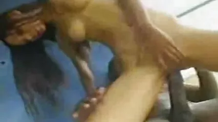 రాగి సెక్స్ తెలుగు సెక్స్ సెక్స్ జుట్టు showed her wet pussy and inserted ఆమె లోపల పురుషాంగము వంటి పరికరము